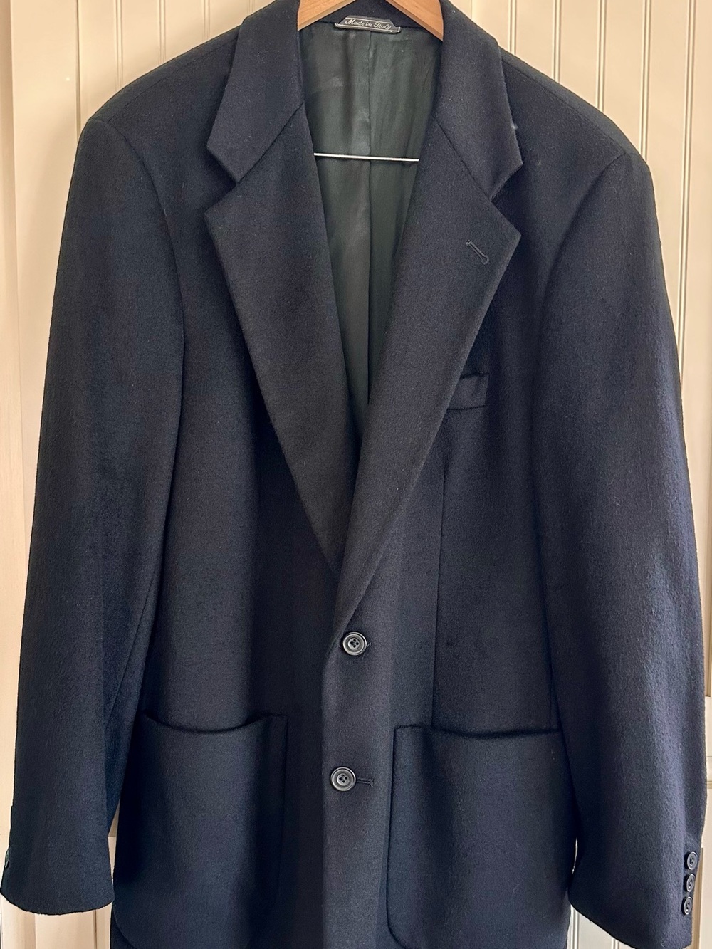 Banana Republic Men's Black Wool and Cashmere Single-Breasted Blazer size 42R